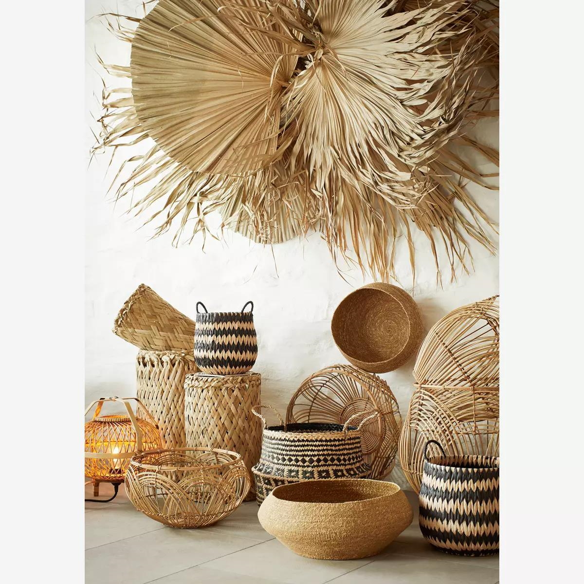 MADAM STOLTZ Woven basket in cotton thread and sea grass